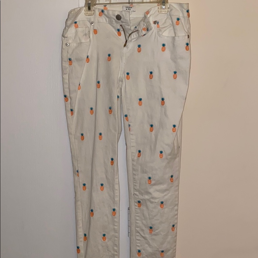crown & ivy Capri